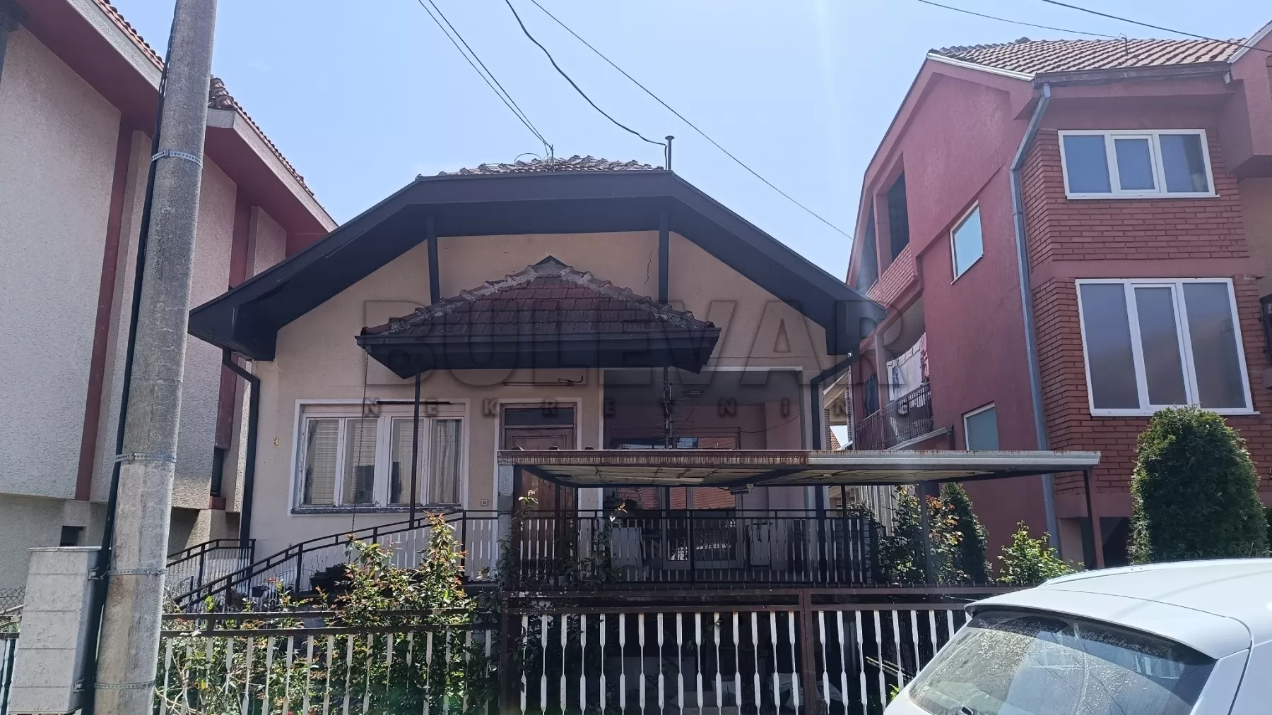 Trosobna kuća, 110 m2, Centar, Dositelja Obradovića ID: p-016230 5