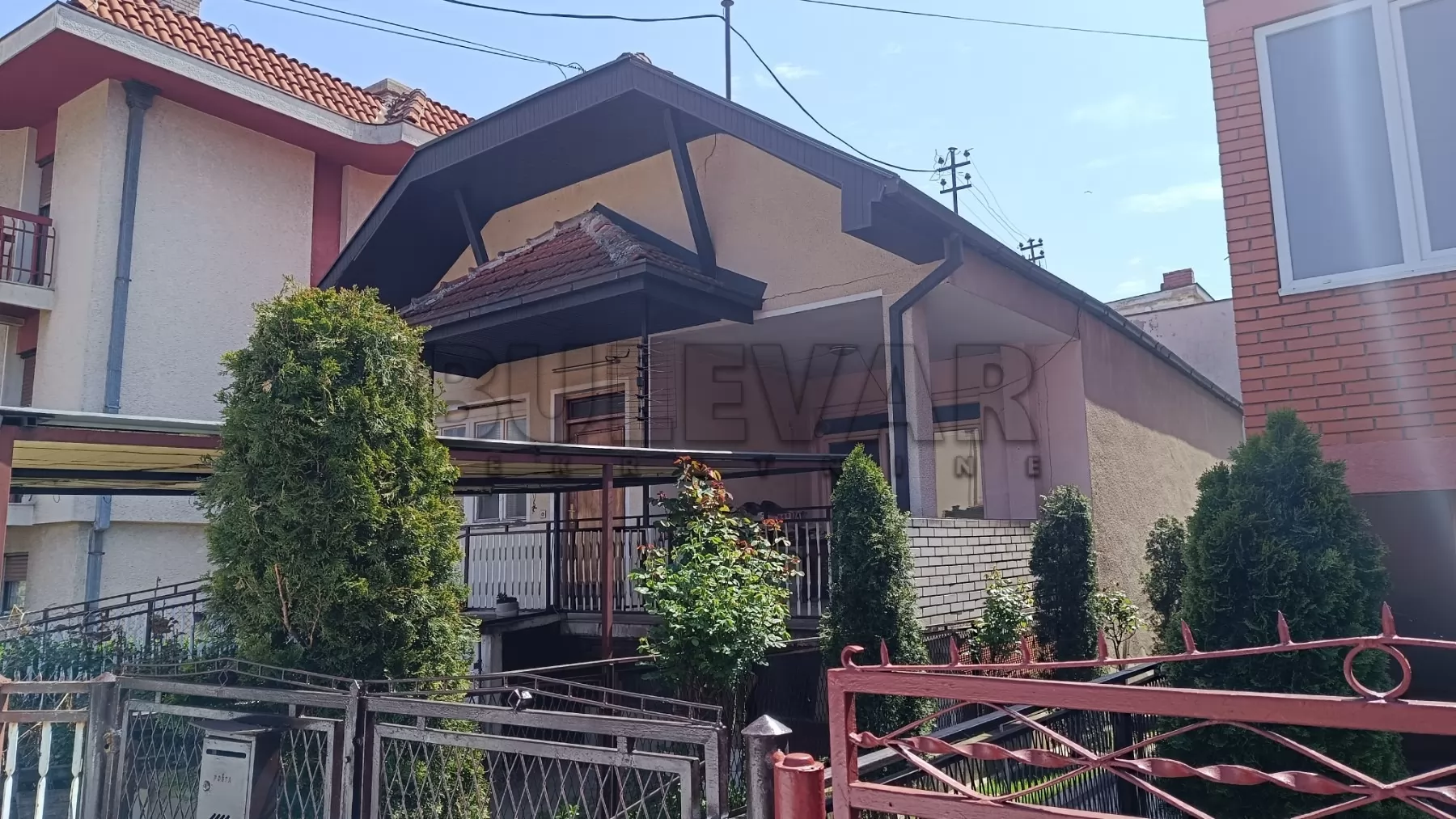 Trosobna kuća, 110 m2, Centar, Dositelja Obradovića ID: p-016230 7