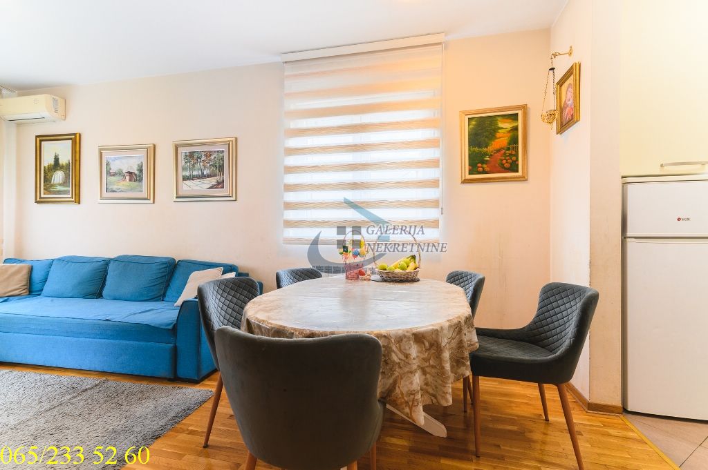 Voždovac  Lekino Brdo   Banjalučka 70m2 2