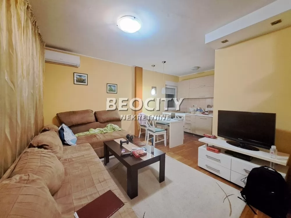 Dvosoban stan, 43 m2, Lekino brdo ID: 131320 1