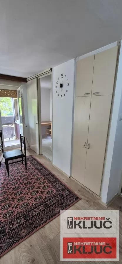 LIMAN 3 IZDAJE SE JEDNOIPOSOBAN NAMEŠTEN STAN 11