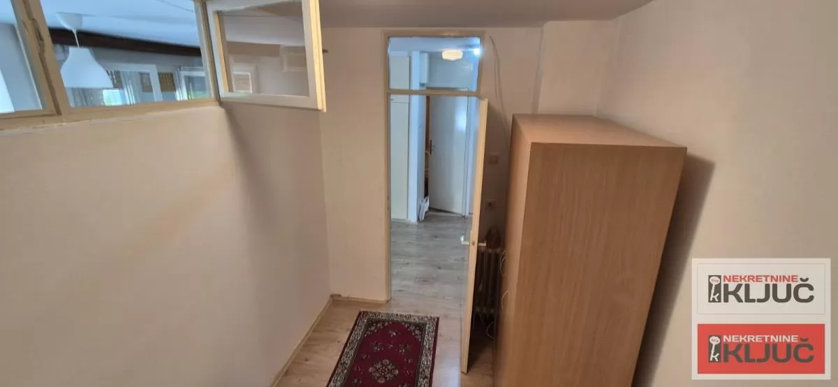 LIMAN 3 IZDAJE SE JEDNOIPOSOBAN NAMEŠTEN STAN 13