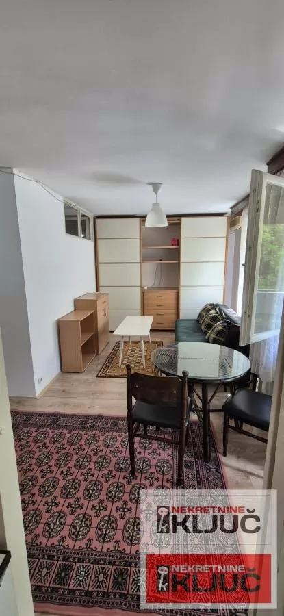 LIMAN 3 IZDAJE SE JEDNOIPOSOBAN NAMEŠTEN STAN 16