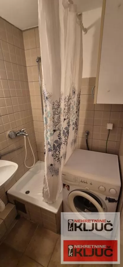 LIMAN 3 IZDAJE SE JEDNOIPOSOBAN NAMEŠTEN STAN 7