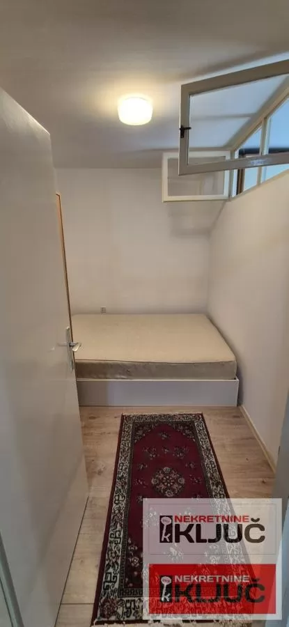 LIMAN 3 IZDAJE SE JEDNOIPOSOBAN NAMEŠTEN STAN 9