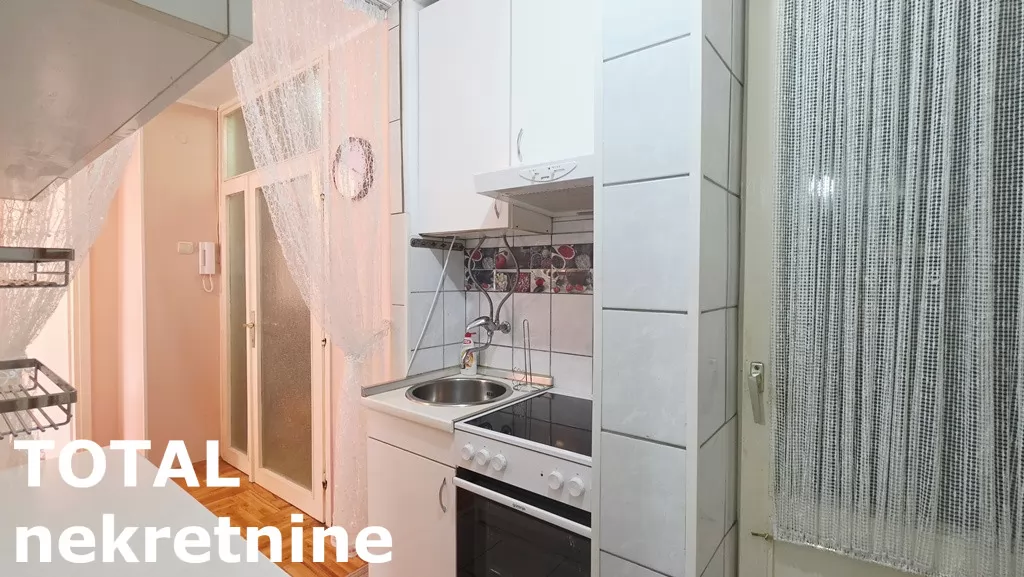 Stan,NOVI SAD,BULEVAR,kv: 49.00, € 153000, ID: 1102523 17