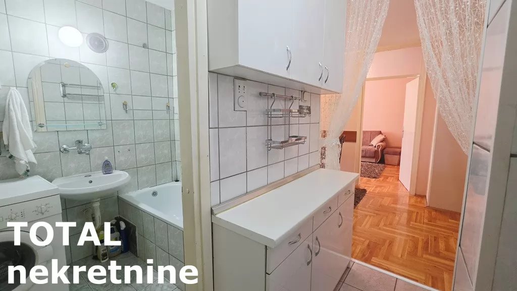 Stan,NOVI SAD,BULEVAR,kv: 49.00, € 153000, ID: 1102523 19
