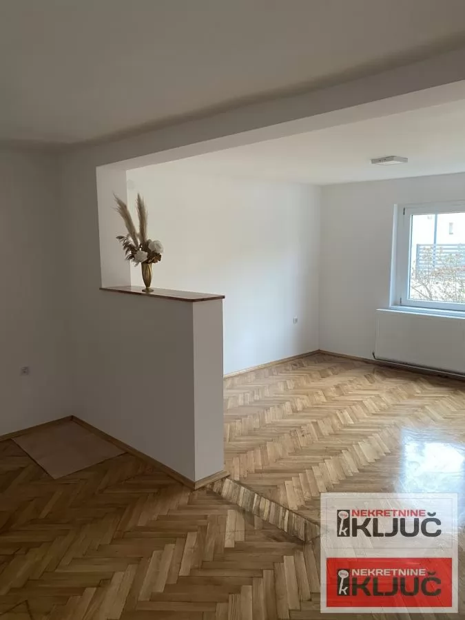 TELEP IZDAJE SE DVOSOBAN DELIMIČNO OPREMLJEN STAN U KUĆI 6