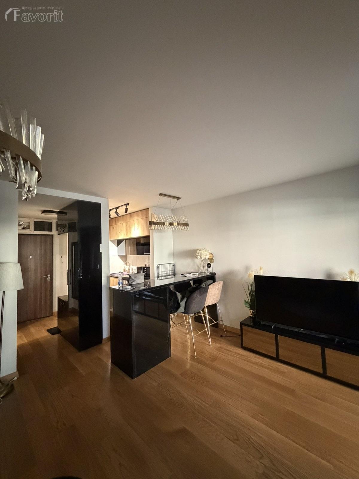 TOSIN BUNAR, TOSIN BUNAR, 60m2 5