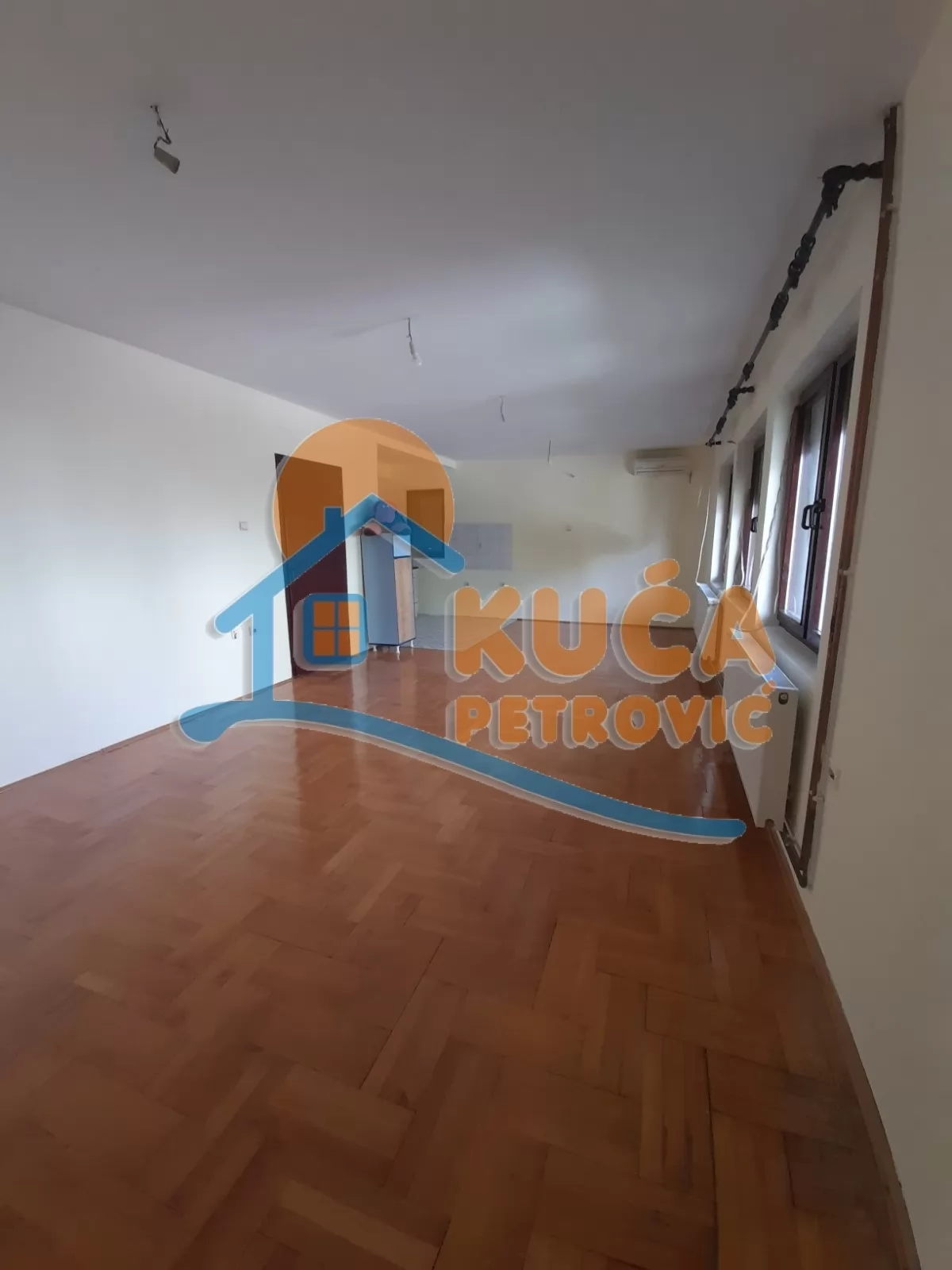 Trosoban stan, 90 m2, Durlan, Ilije Garašanina ID: i-016234 2