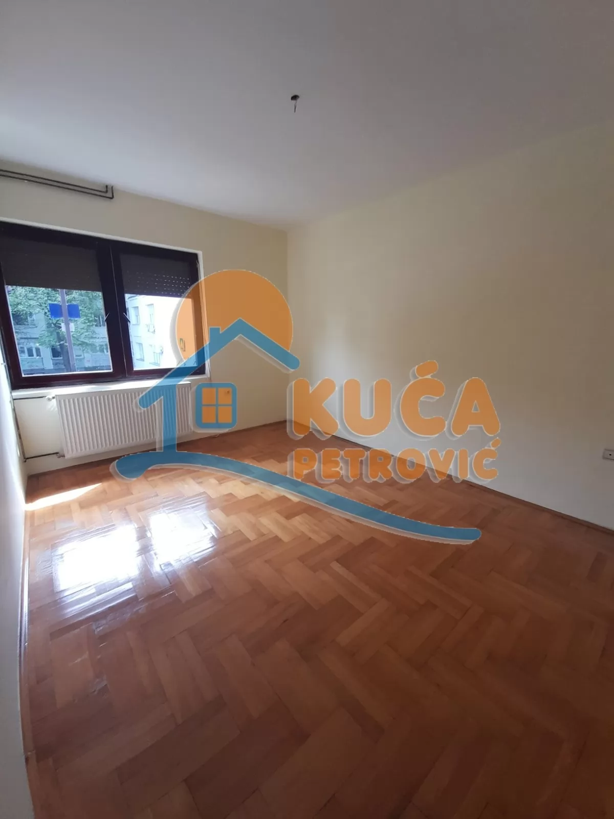 Trosoban stan, 90 m2, Durlan, Ilije Garašanina ID: i-016234 9