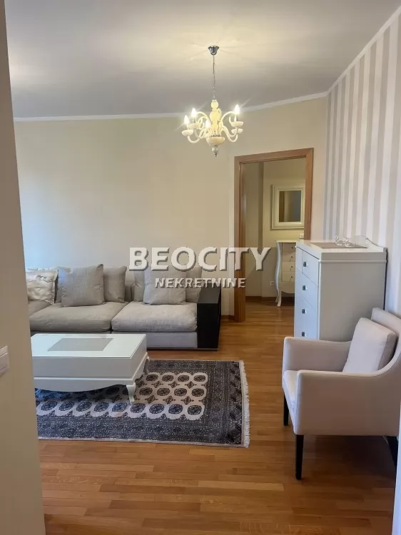 Dvosoban stan, 100 m2, Centar ID: 131276 1