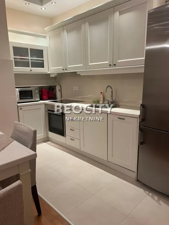 Dvosoban stan, 100 m2, Centar ID: 131276 10