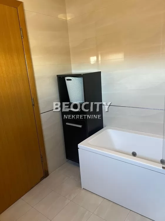 Dvosoban stan, 100 m2, Centar ID: 131276 8