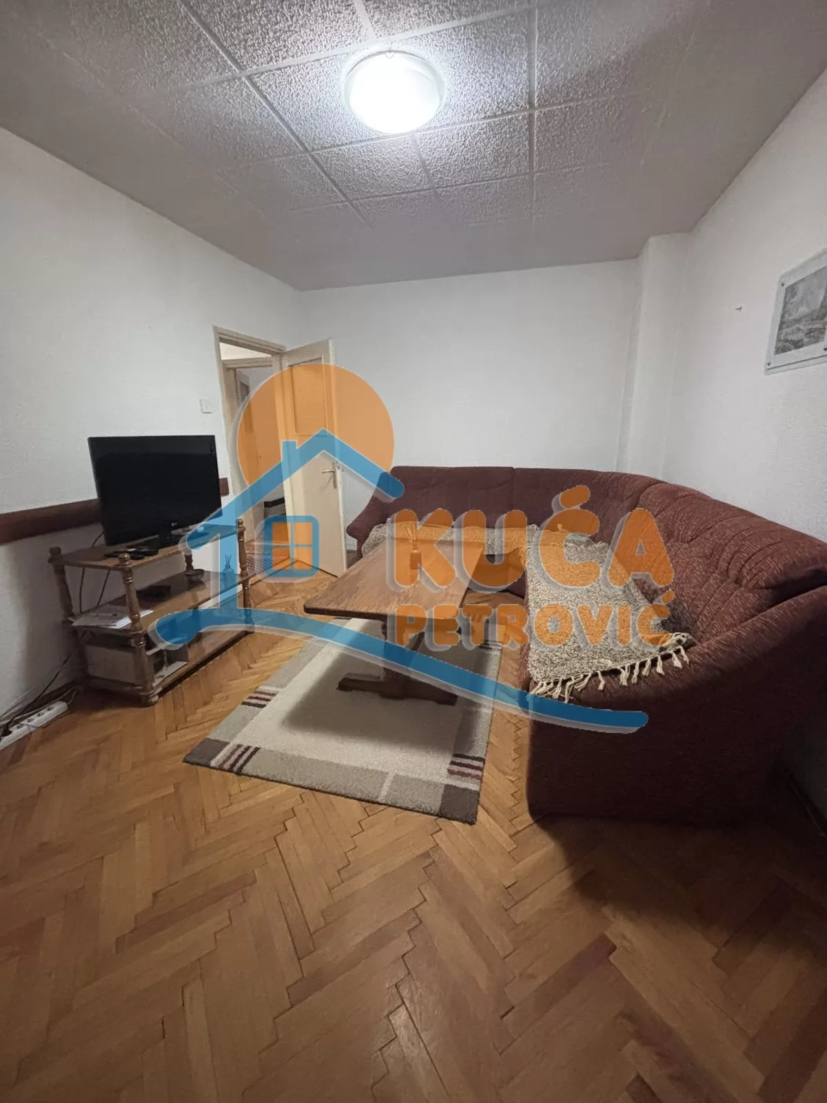 Dvosoban stan, 43 m2, Medicinski fakultet, Nikole Kopernika ID: i-016247 1