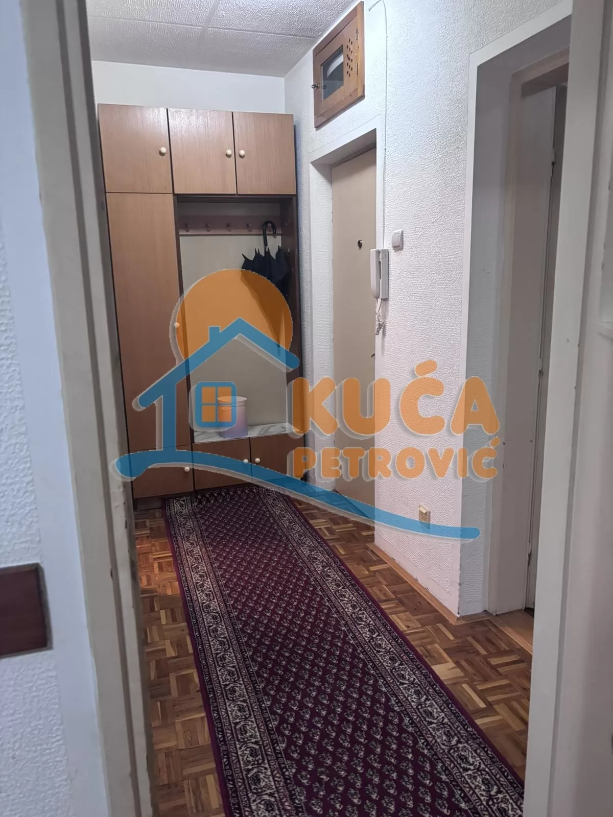 Dvosoban stan, 43 m2, Medicinski fakultet, Nikole Kopernika ID: i-016247 8