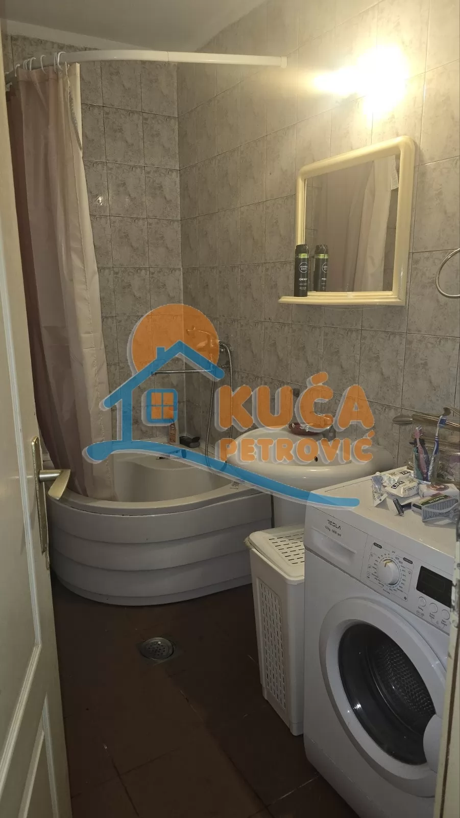 Jednosoban stan, 44 m2, Centar, Stanka Vlasotinčanina ID: i-08144 7