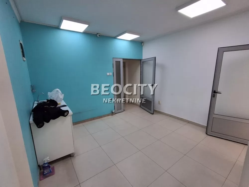 Lokal, 75 m2, Južni bulevar, Šumatovačka ID: 129769 1