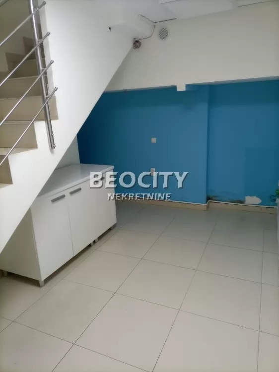 Lokal, 75 m2, Južni bulevar, Šumatovačka ID: 129769 12