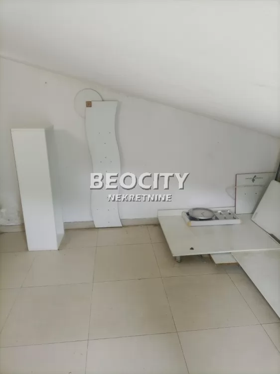 Lokal, 75 m2, Južni bulevar, Šumatovačka ID: 129769 16