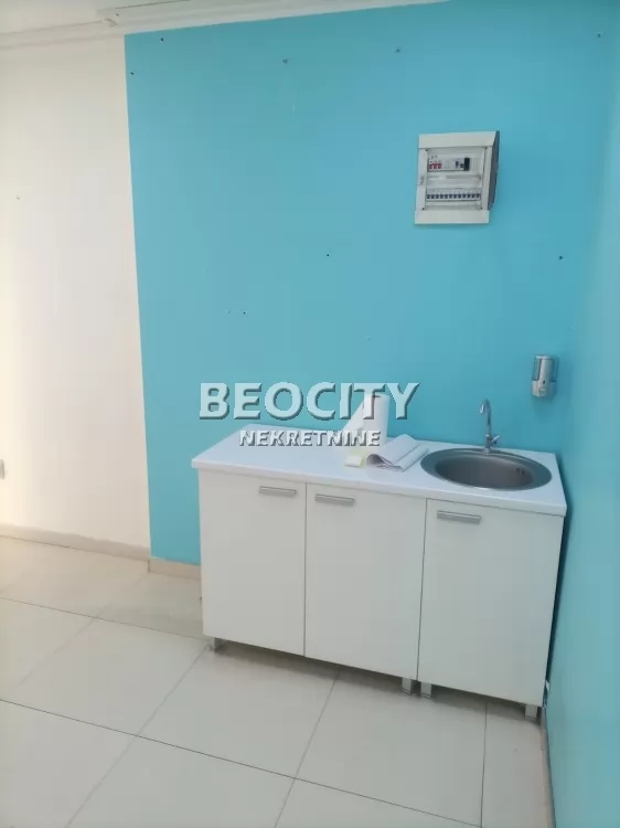 Lokal, 75 m2, Južni bulevar, Šumatovačka ID: 129769 3