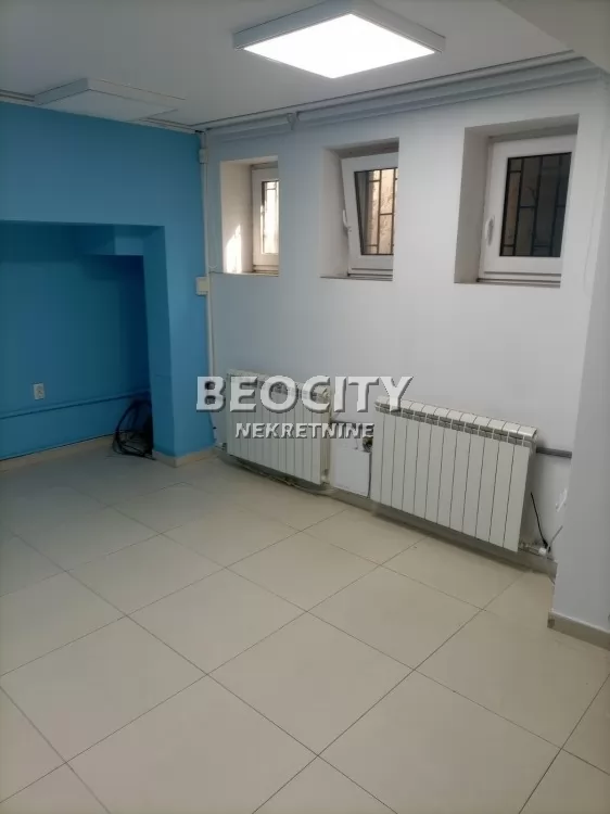 Lokal, 75 m2, Južni bulevar, Šumatovačka ID: 129769 6