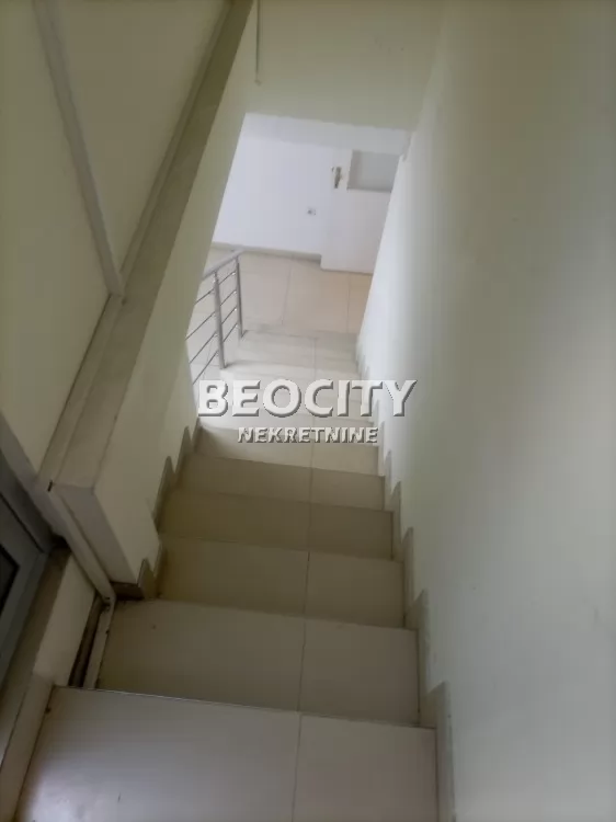 Lokal, 75 m2, Južni bulevar, Šumatovačka ID: 129769 9