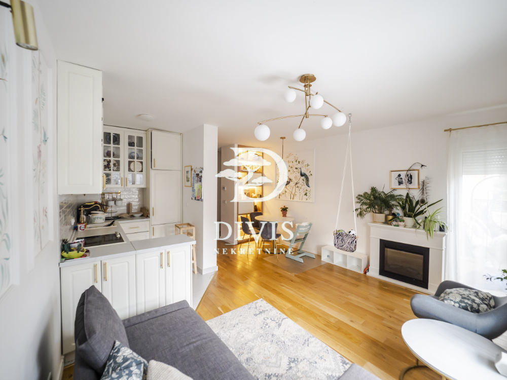 Nov porodičan 3 5 stan na Zvezdari  Duvanjska 74m2 3