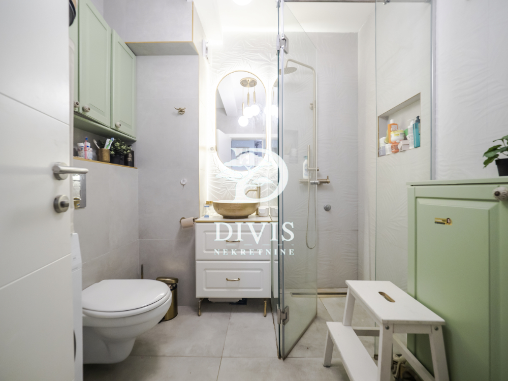 Nov porodičan 3 5 stan na Zvezdari  Duvanjska 74m2 5