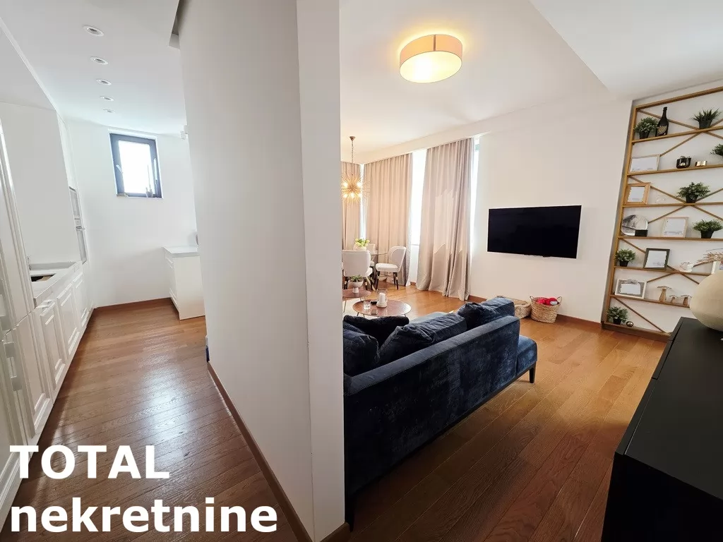 Stan,NOVI SAD,CENTAR,kv: 73.00, € 474500, ID: 1102507 10