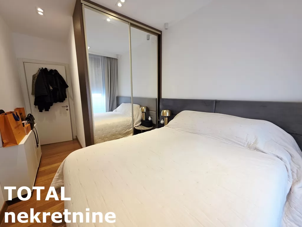 Stan,NOVI SAD,CENTAR,kv: 73.00, € 474500, ID: 1102507 15