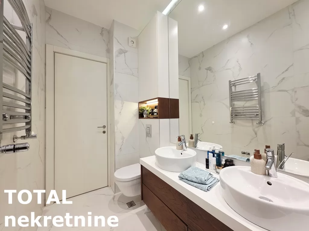 Stan,NOVI SAD,CENTAR,kv: 73.00, € 474500, ID: 1102507 17