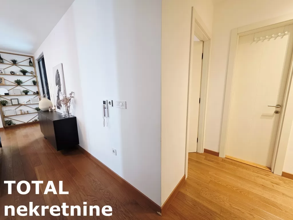 Stan,NOVI SAD,CENTAR,kv: 73.00, € 474500, ID: 1102507 23