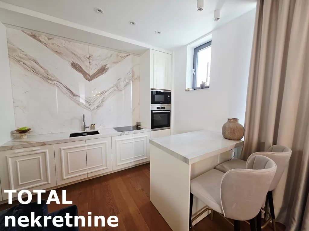 Stan,NOVI SAD,CENTAR,kv: 73.00, € 474500, ID: 1102507 7