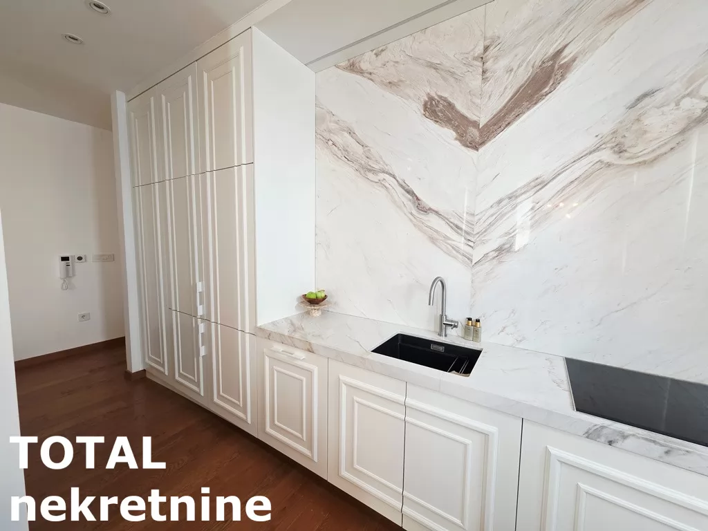 Stan,NOVI SAD,CENTAR,kv: 73.00, € 474500, ID: 1102507 8