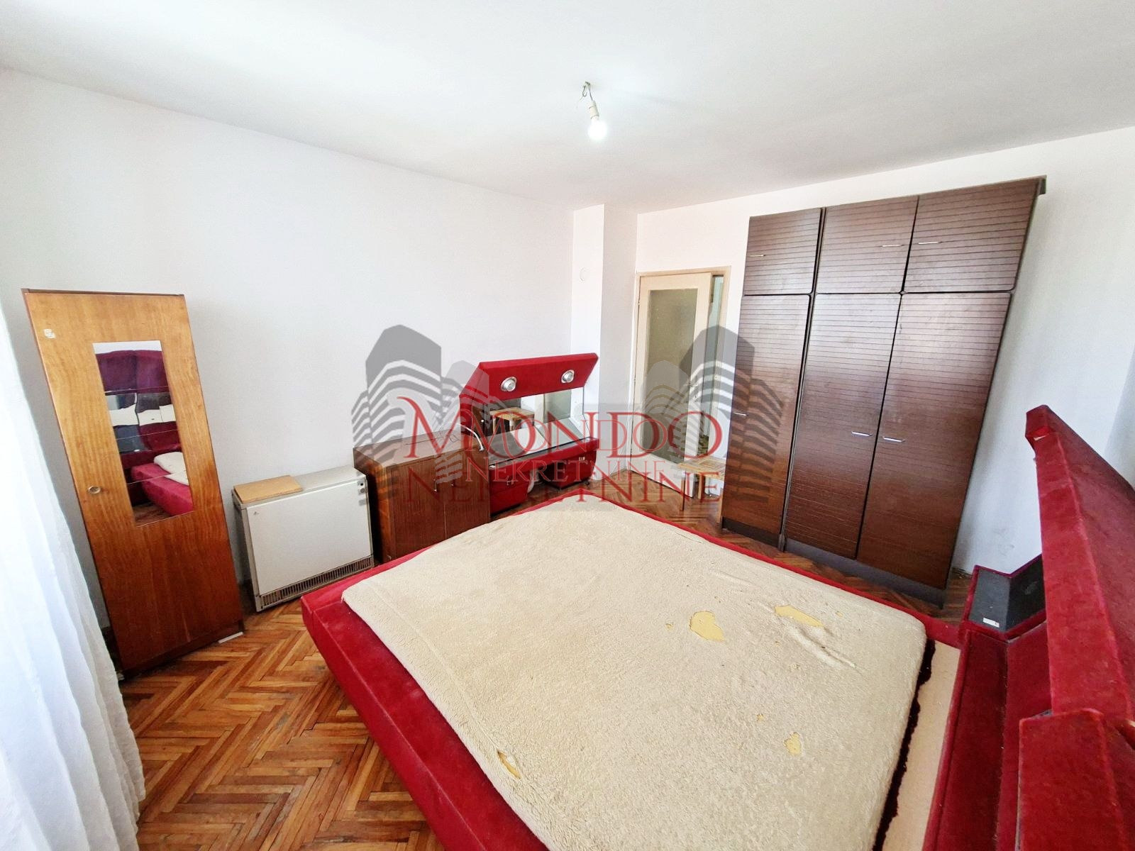 Trosoman stan u Durlanu kod Slatke kuće 13