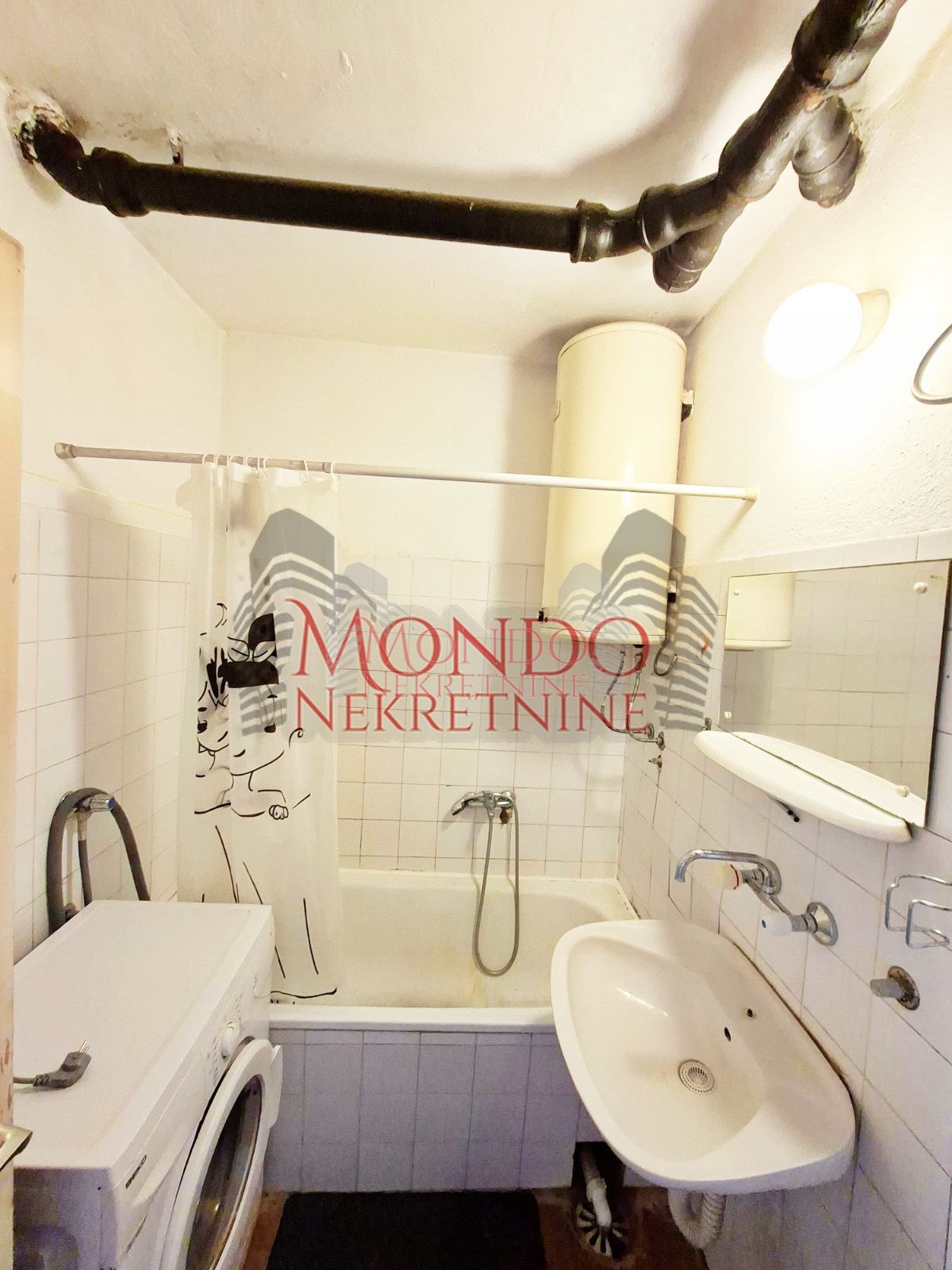 Trosoman stan u Durlanu kod Slatke kuće 15