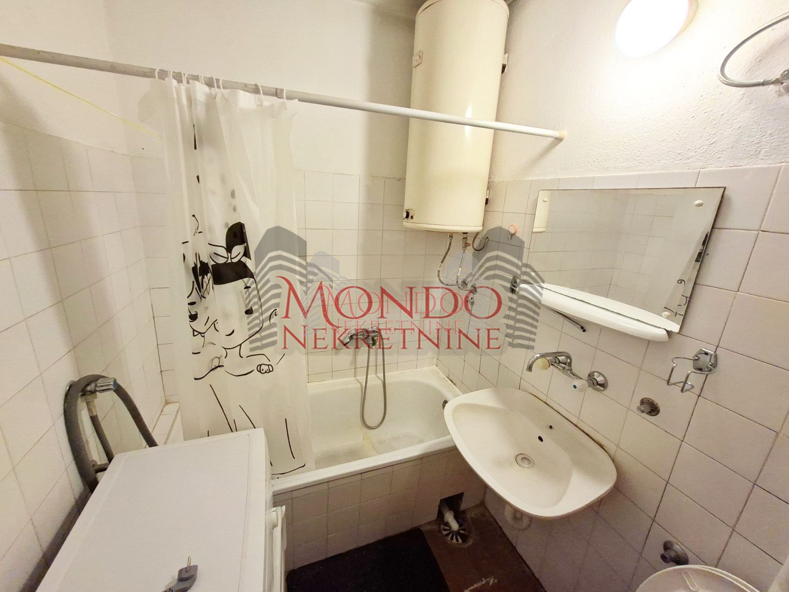 Trosoman stan u Durlanu kod Slatke kuće 14