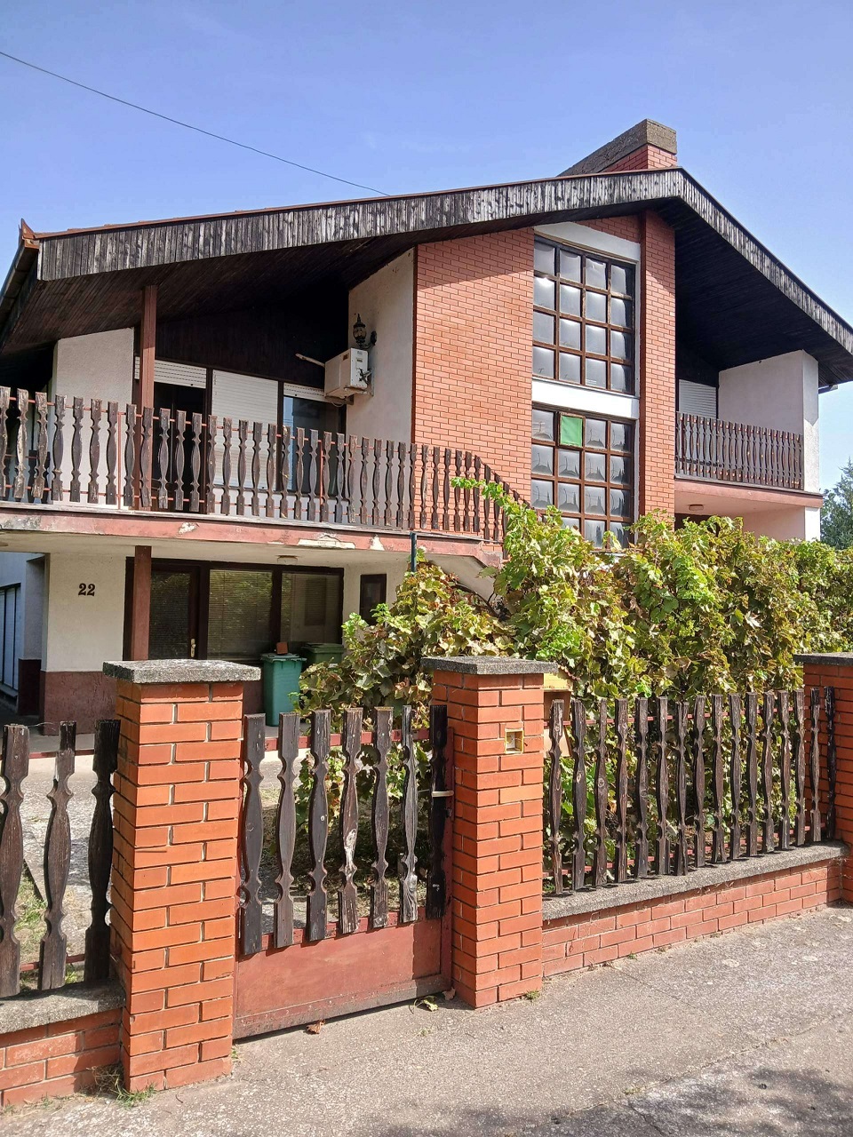 Prodajem kucu u Backoj Topoli 1