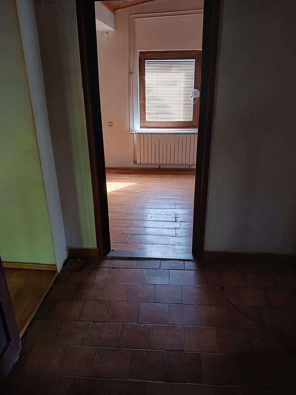 Prodajem kucu u Backoj Topoli 2