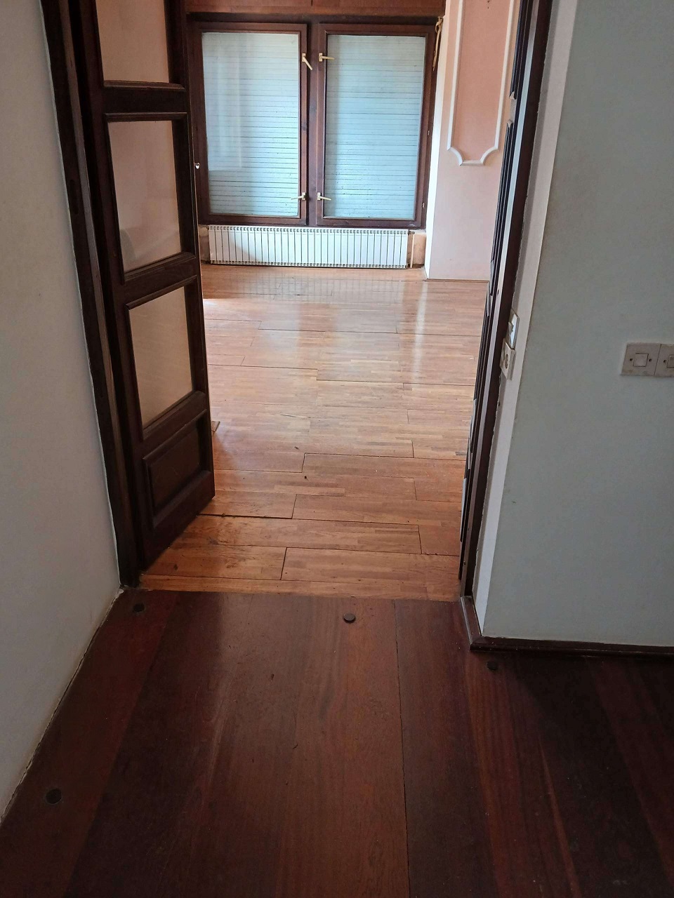 Prodajem kucu u Backoj Topoli 3