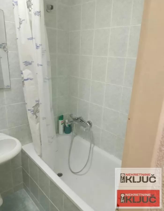 GRBAVICA, 44m2, Dvosoban, Visoko prizemlje,namešten 8