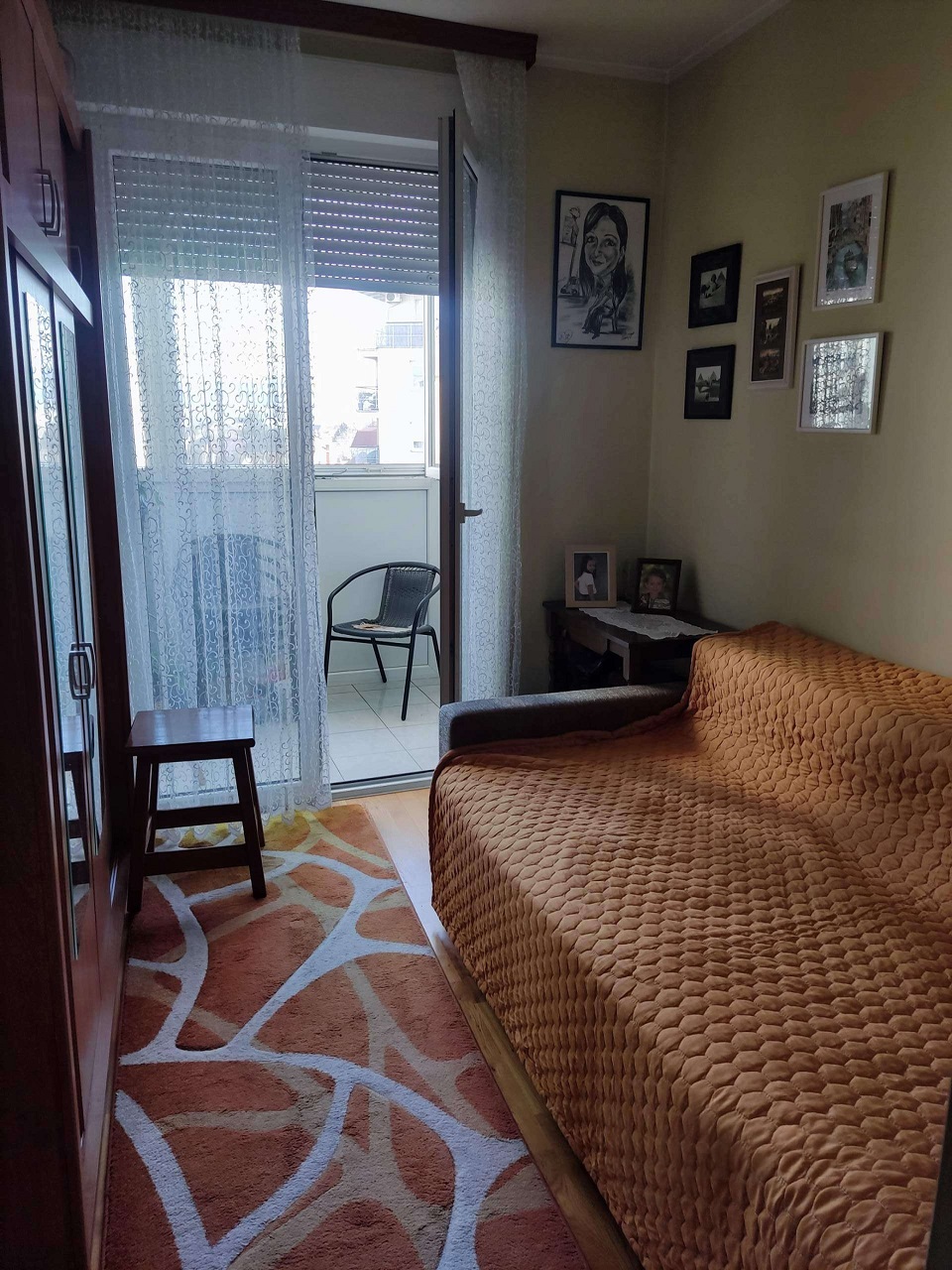 Prodaje se namesten stan od 45m2 2