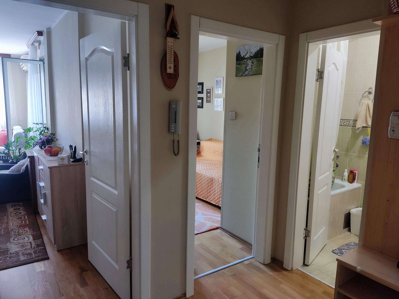 Prodaje se namesten stan od 45m2 4