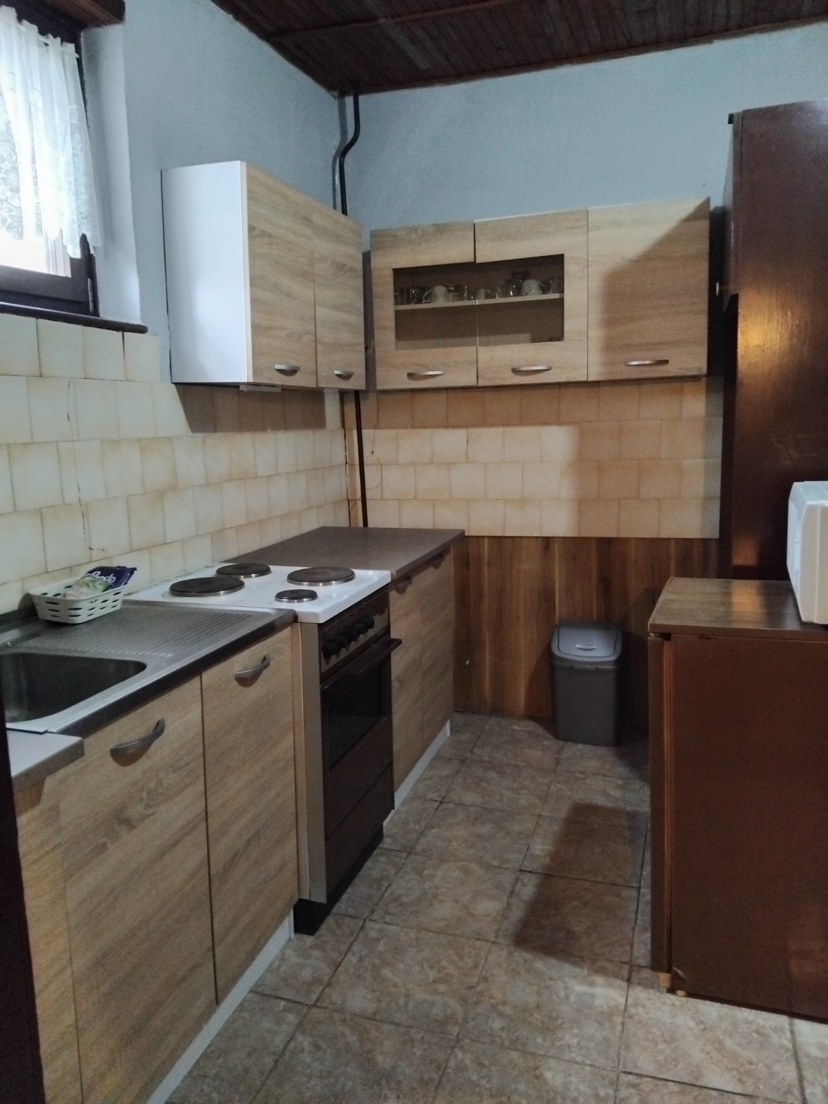 Prodajem kucu u Banatskom Karađorđevu 4