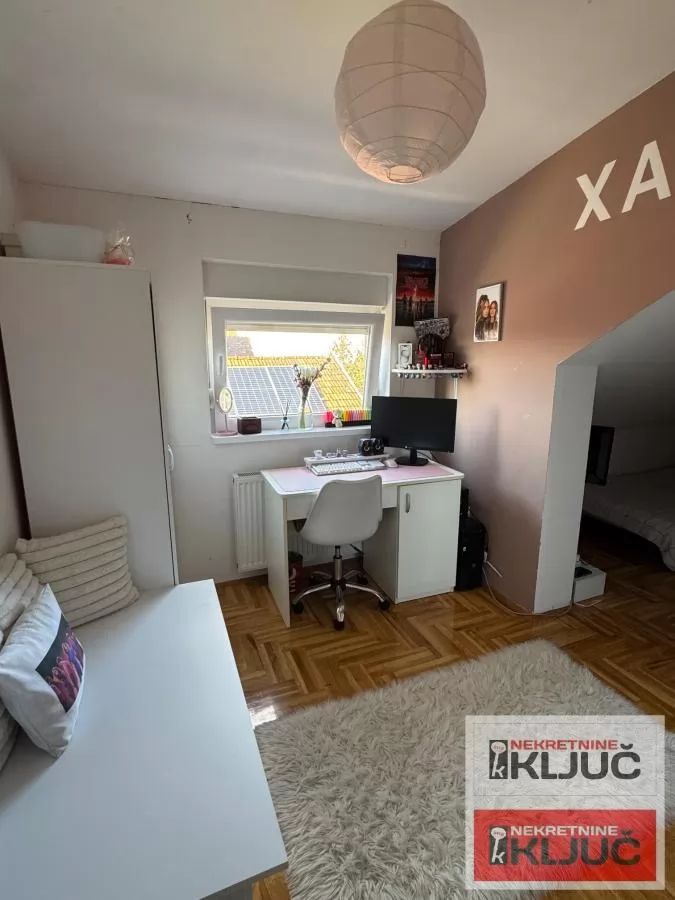 BLIZINA LIPOV GAJA, 69m2, Trosoban, Namešten 9
