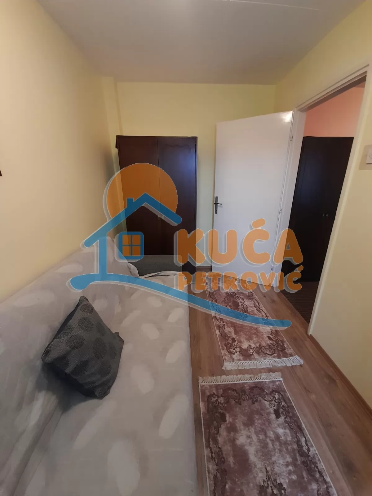 Dvosoban stan, 40 m2, Dom zdravlja, Bulevar Nemanjića ID: i-07637 9