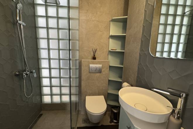 Renoviran 1 5 stan na Vračaru  Njegoševa  40m2 4