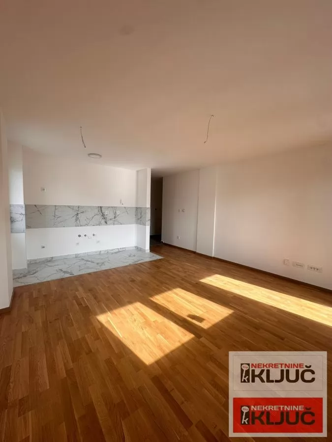 KOD BULEVARA EVROPE, 74m2, Četvorosoban, Nov 2