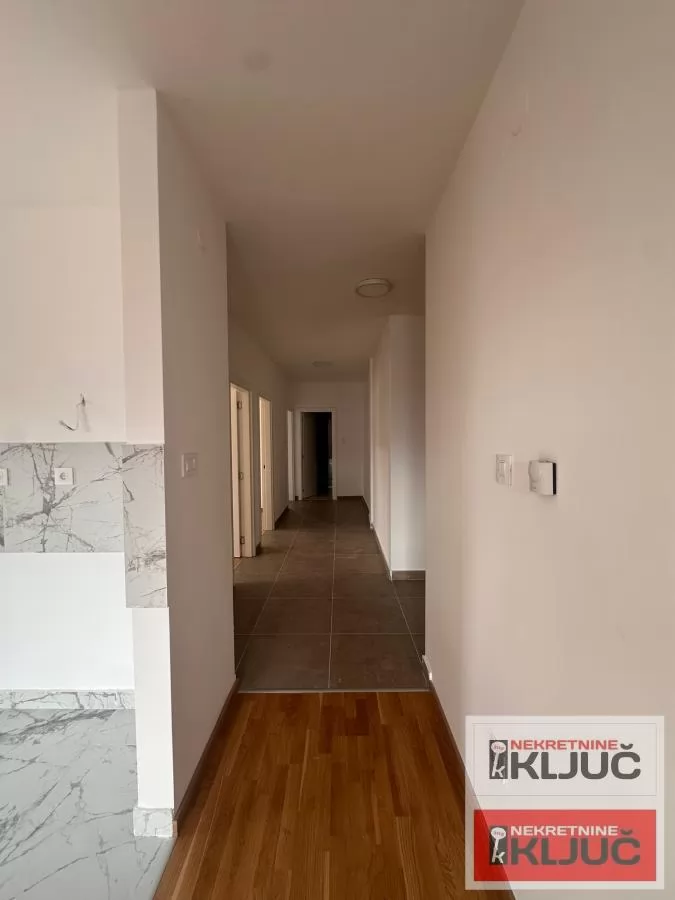 KOD BULEVARA EVROPE, 74m2, Četvorosoban, Nov 9